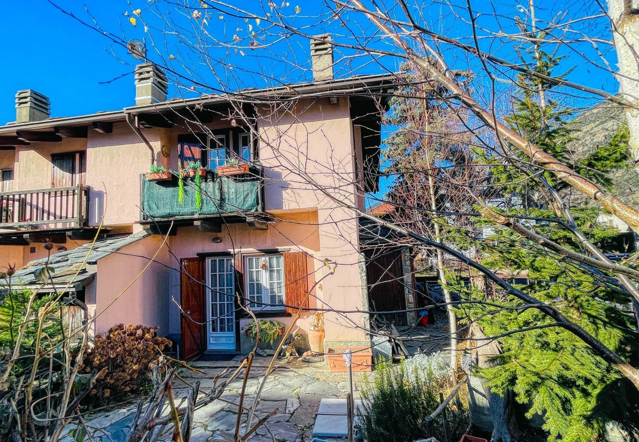 Apartment in Oulx - Appartamento Edelweiss - Affitti Brevi Italia Apartment in Oulx - Appartamento Edelweiss - Affitti Brevi Italia