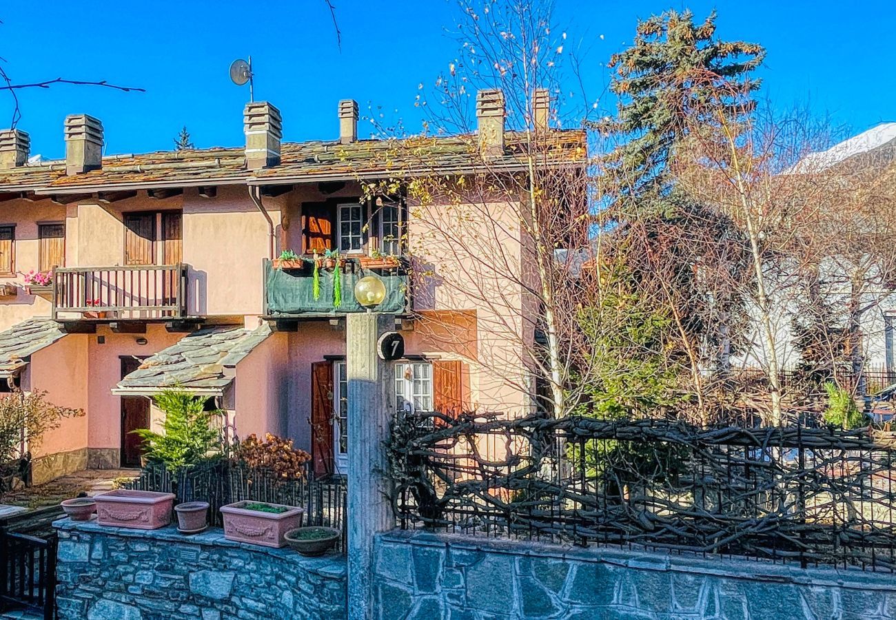 Apartment in Oulx - Appartamento Edelweiss - Affitti Brevi Italia Apartment in Oulx - Appartamento Edelweiss - Affitti Brevi Italia