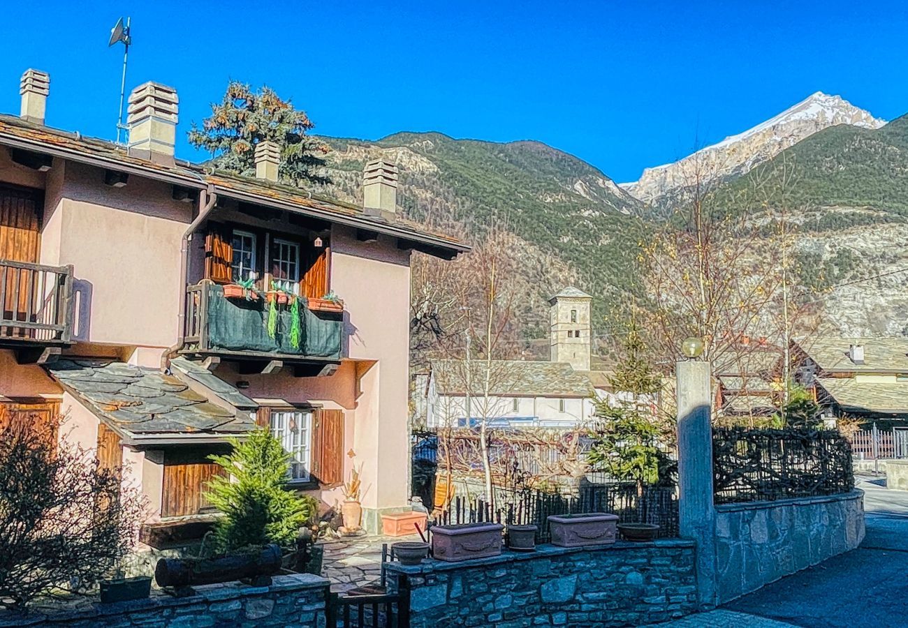 Apartment in Oulx - Appartamento Edelweiss - Affitti Brevi Italia Apartment in Oulx - Appartamento Edelweiss - Affitti Brevi Italia