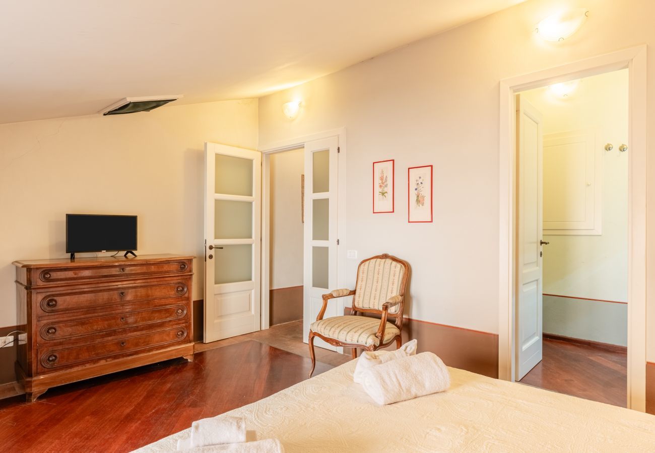 Studio in Lucca - Room Trionfo all'Anfiteatro - Affitti Brevi Italia Studio in Lucca - Room Trionfo all'Anfiteatro - Affitti Brevi Italia