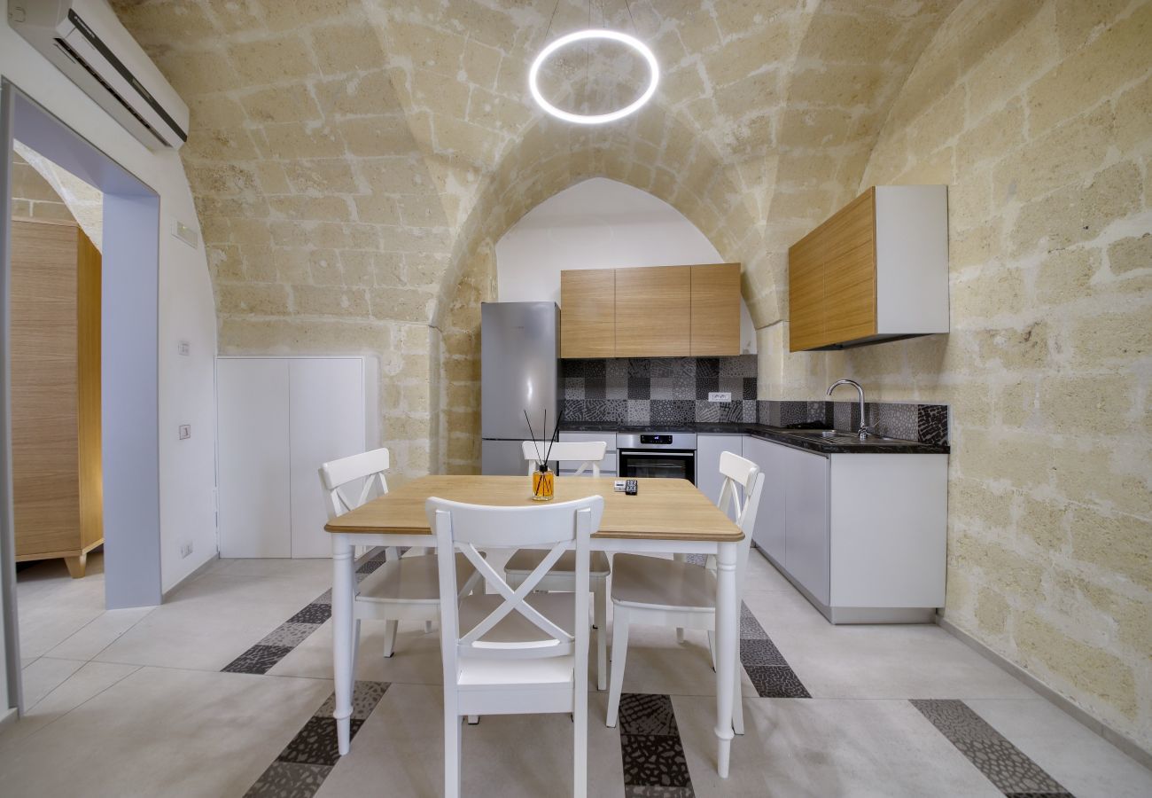 kitchen Palazzo Fondo Vico 2   Affitti Brevi Italia Apartment in Gravina in Puglia - Palazzo Fondo Vico 2 - Affitti Brevi Italia