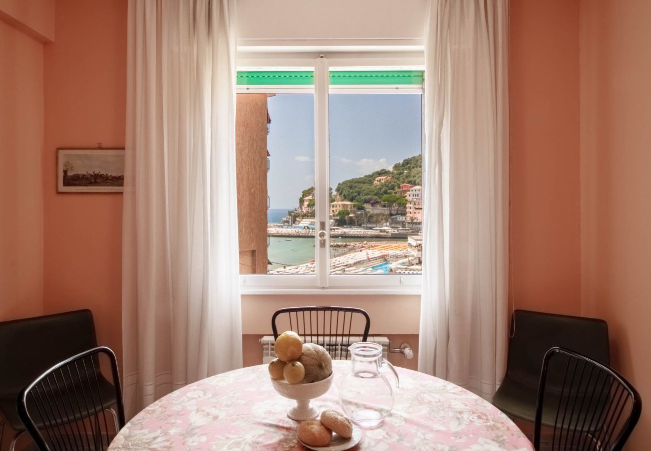 Apartment in Recco - Appartamento AFFACCIO SUL MARE-AffittiBreviItalia