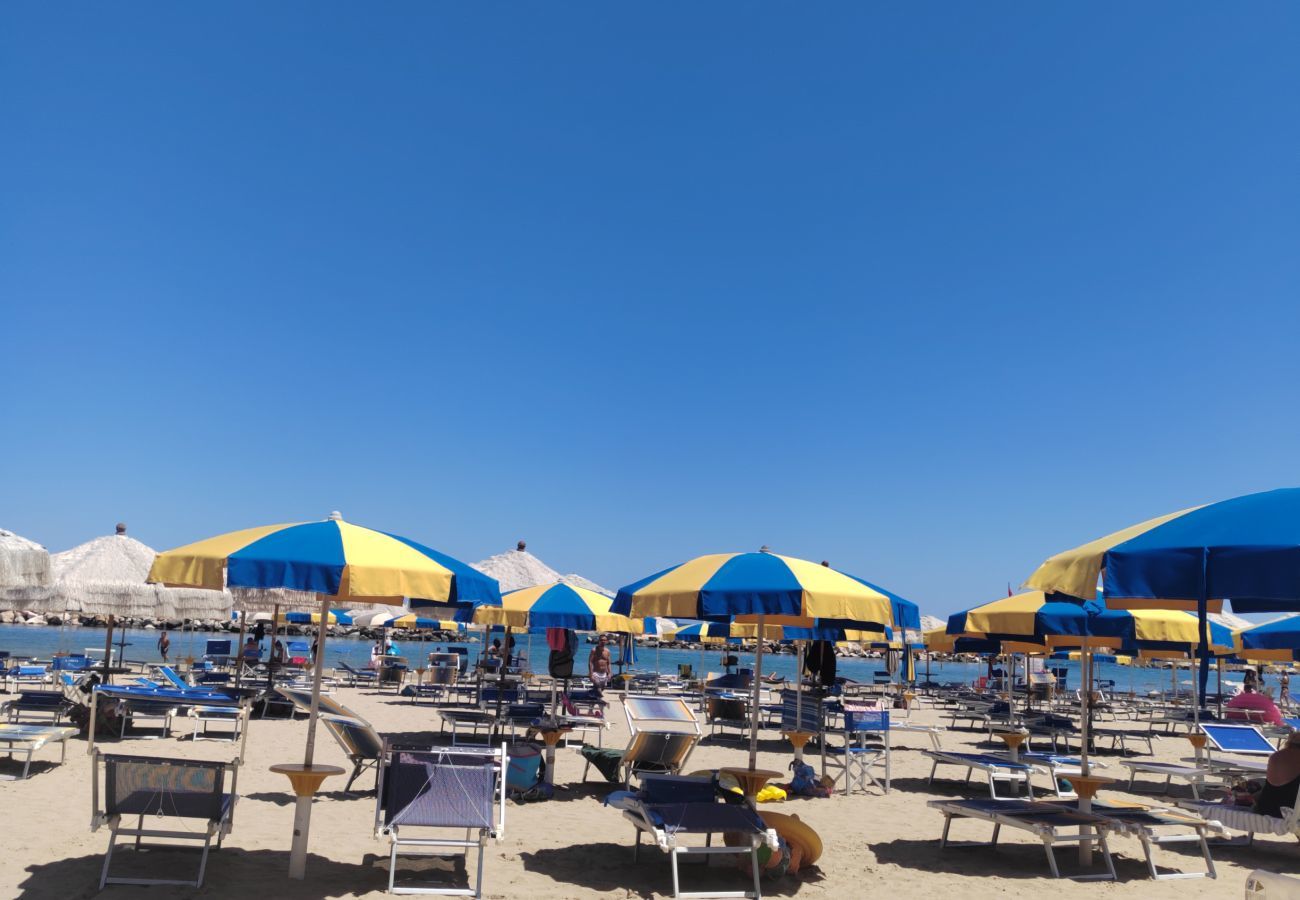 Apartment in Pescara - MirtoMare - Affitti Brevi Italia