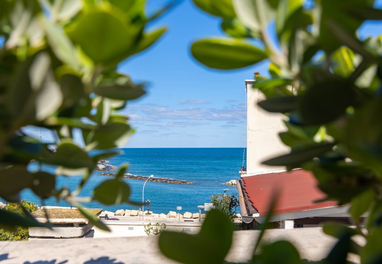 Apartment in Bari - Corsioli terrazza sul mare - Affitti Brevi Italia