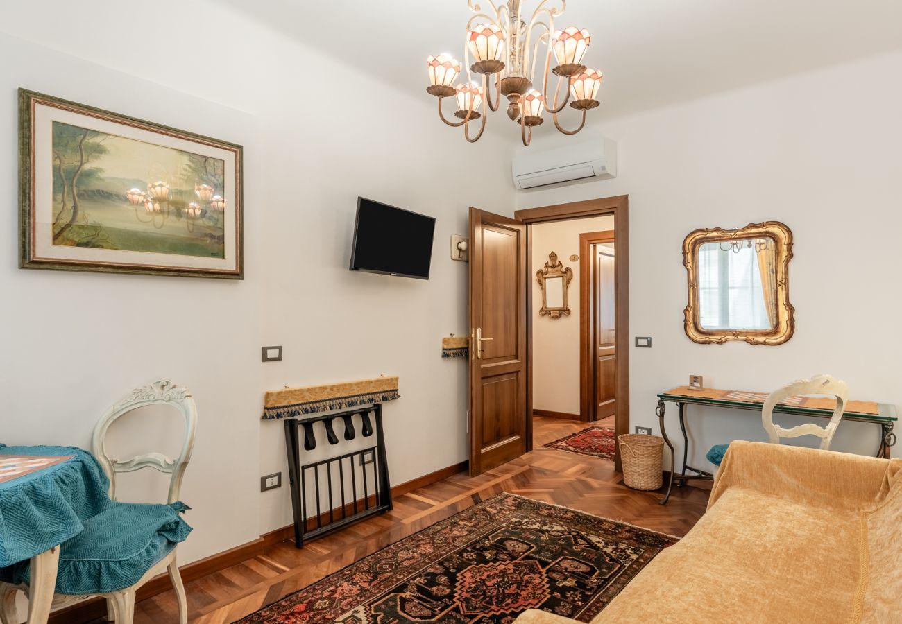 Rent by room in Pisa - Lilium Deluxe - Affitti Brevi Italia Rent by room in Pisa - Lilium Deluxe - Affitti Brevi Italia